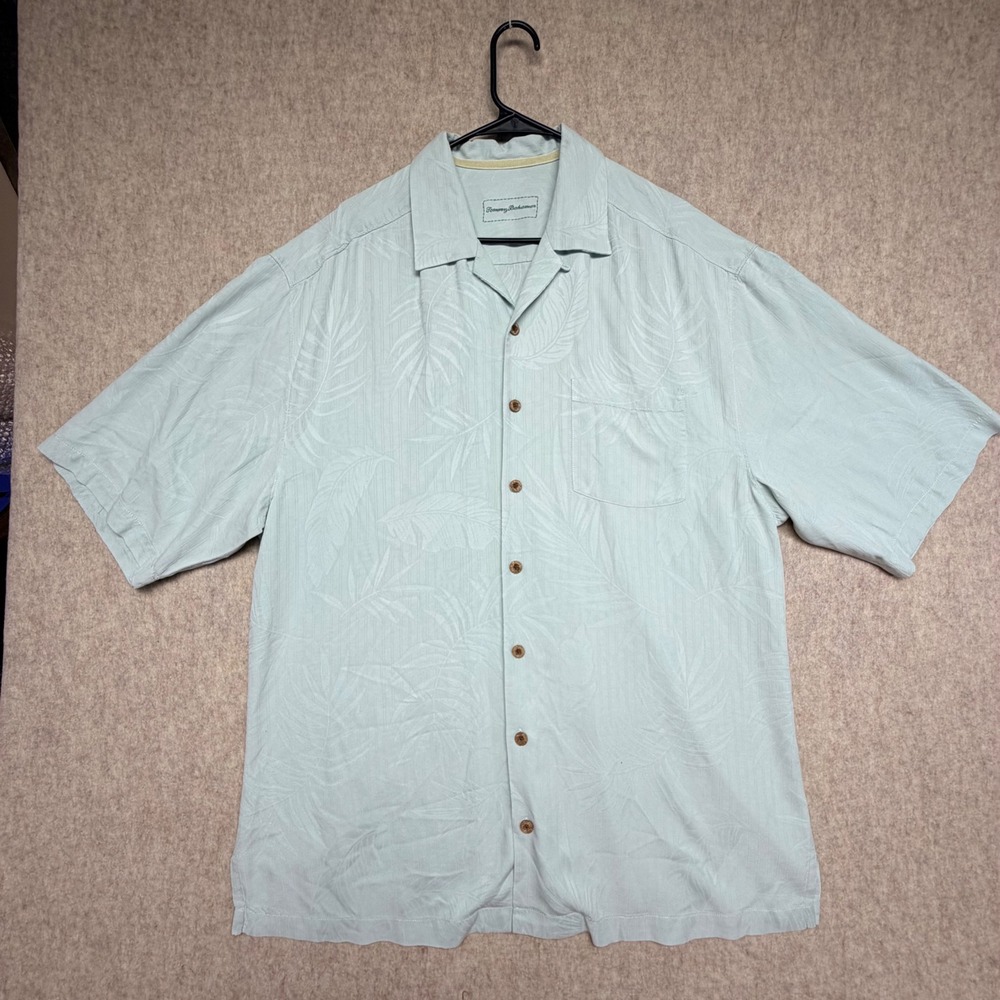 Tommy Bahama Silk Button Up Shirt Mens LT Green Palm Leaf Jacquard Camp Tropical